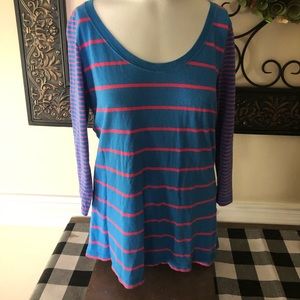 Hollister long alleged t-shirt size large